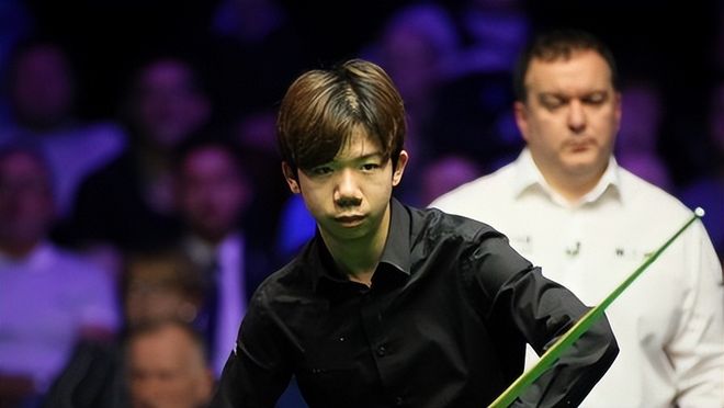 许多球迷开 许多球迷开