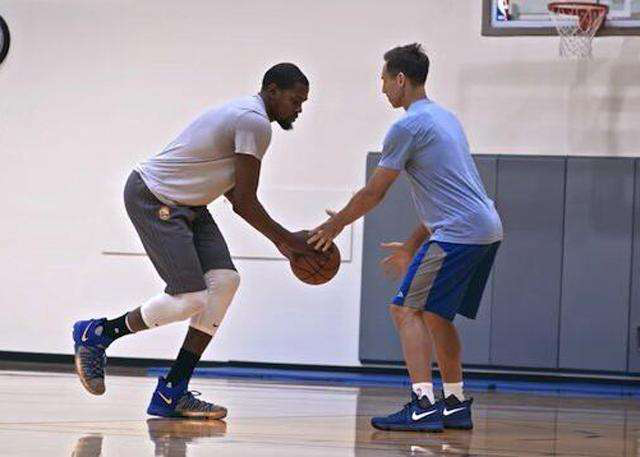 曼城在比赛 曼城在比赛