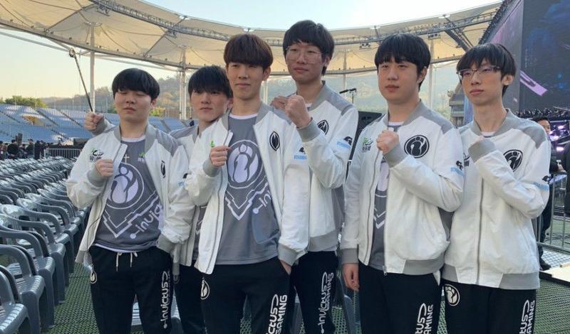 的激烈比拼 的激烈比拼